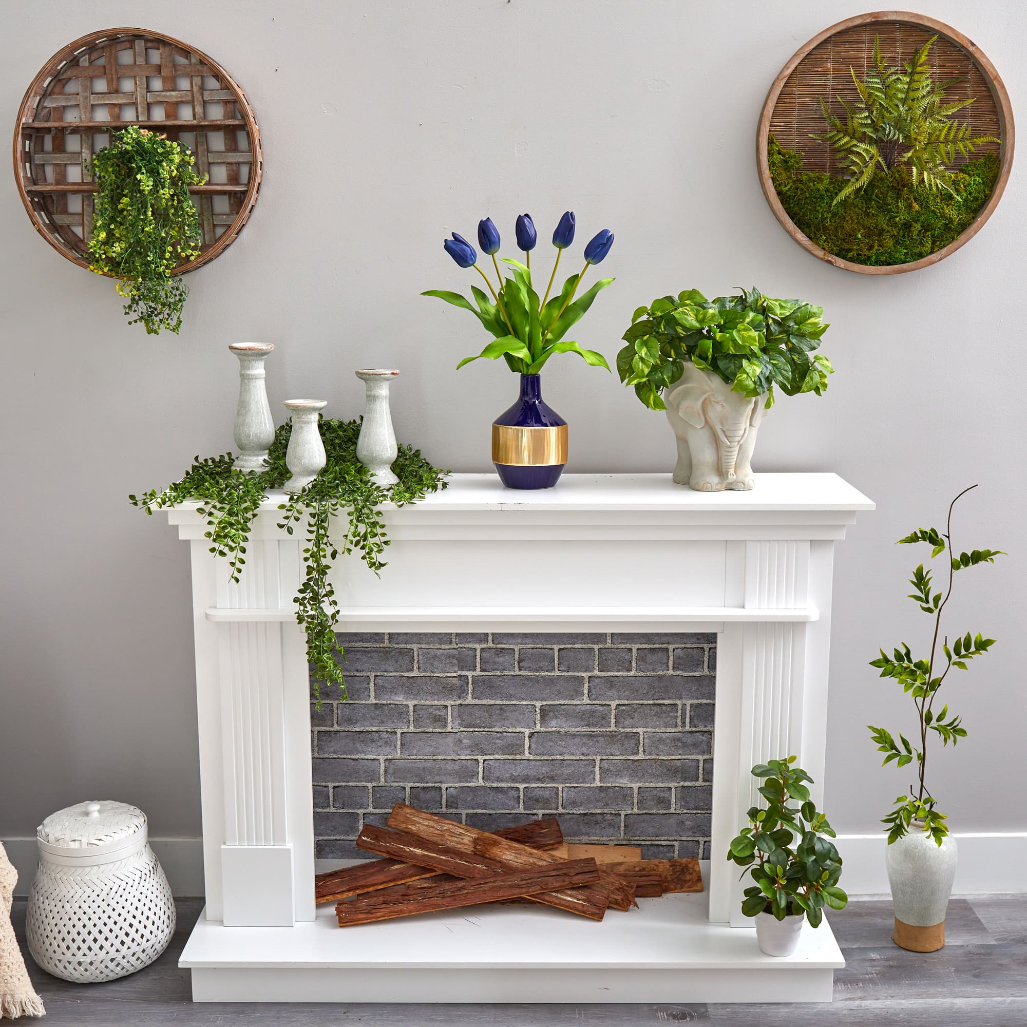 22" Blue Dutch Tulip Arrangement in Blue & Gold Designer Vase